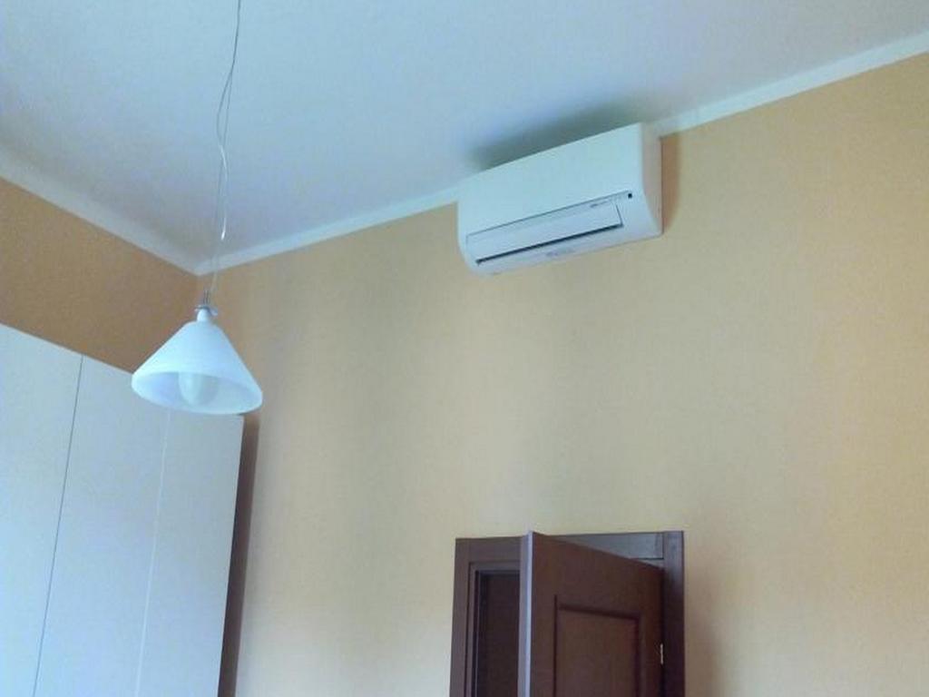 Stazione Centrale Bed & Breakfast Bologna Bagian luar foto