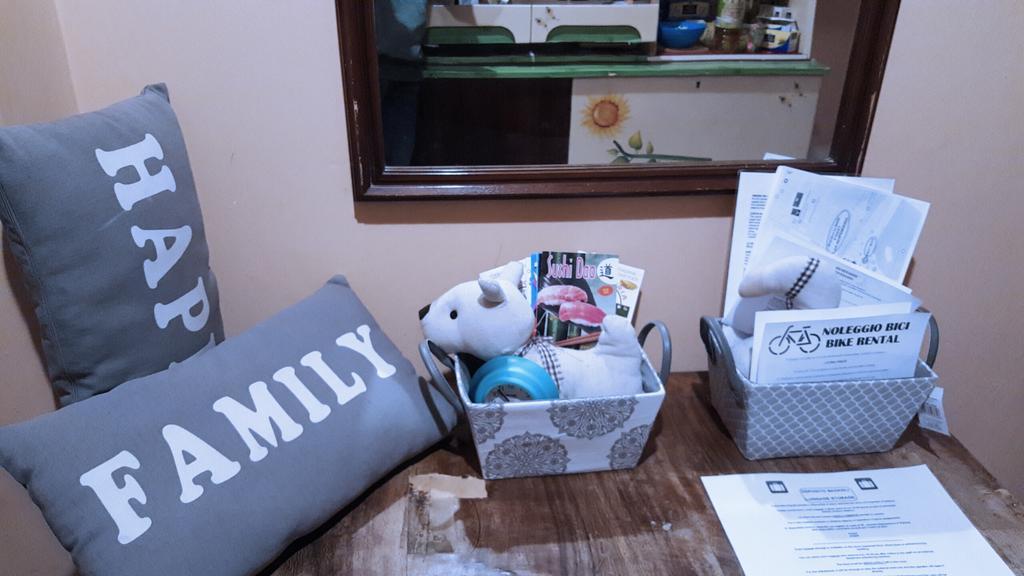 Stazione Centrale Bed & Breakfast Bologna Bagian luar foto
