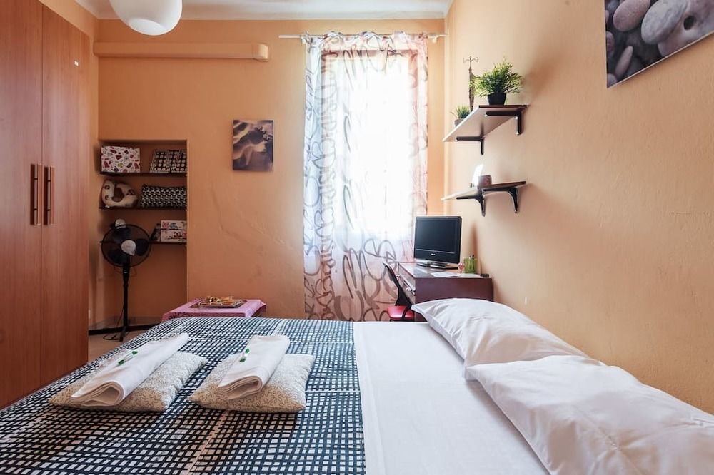 Stazione Centrale Bed & Breakfast Bologna Bagian luar foto
