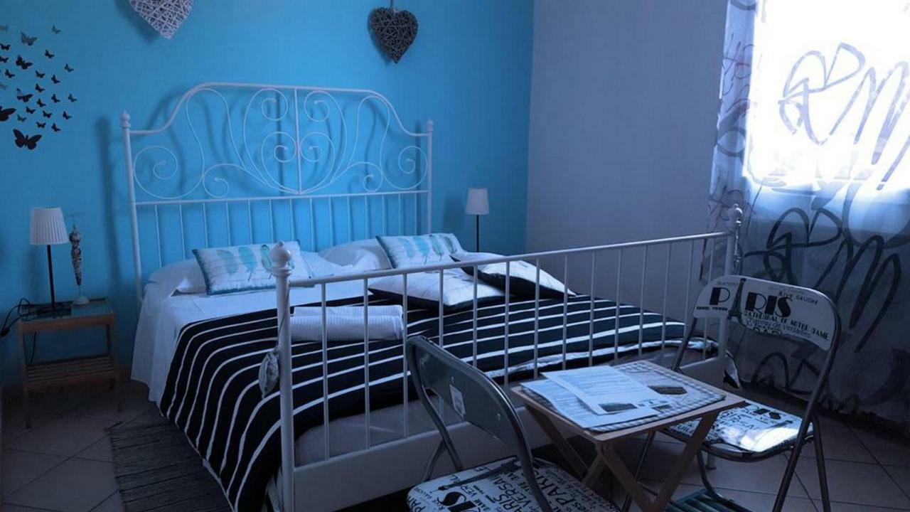 Stazione Centrale Bed & Breakfast Bologna Bagian luar foto