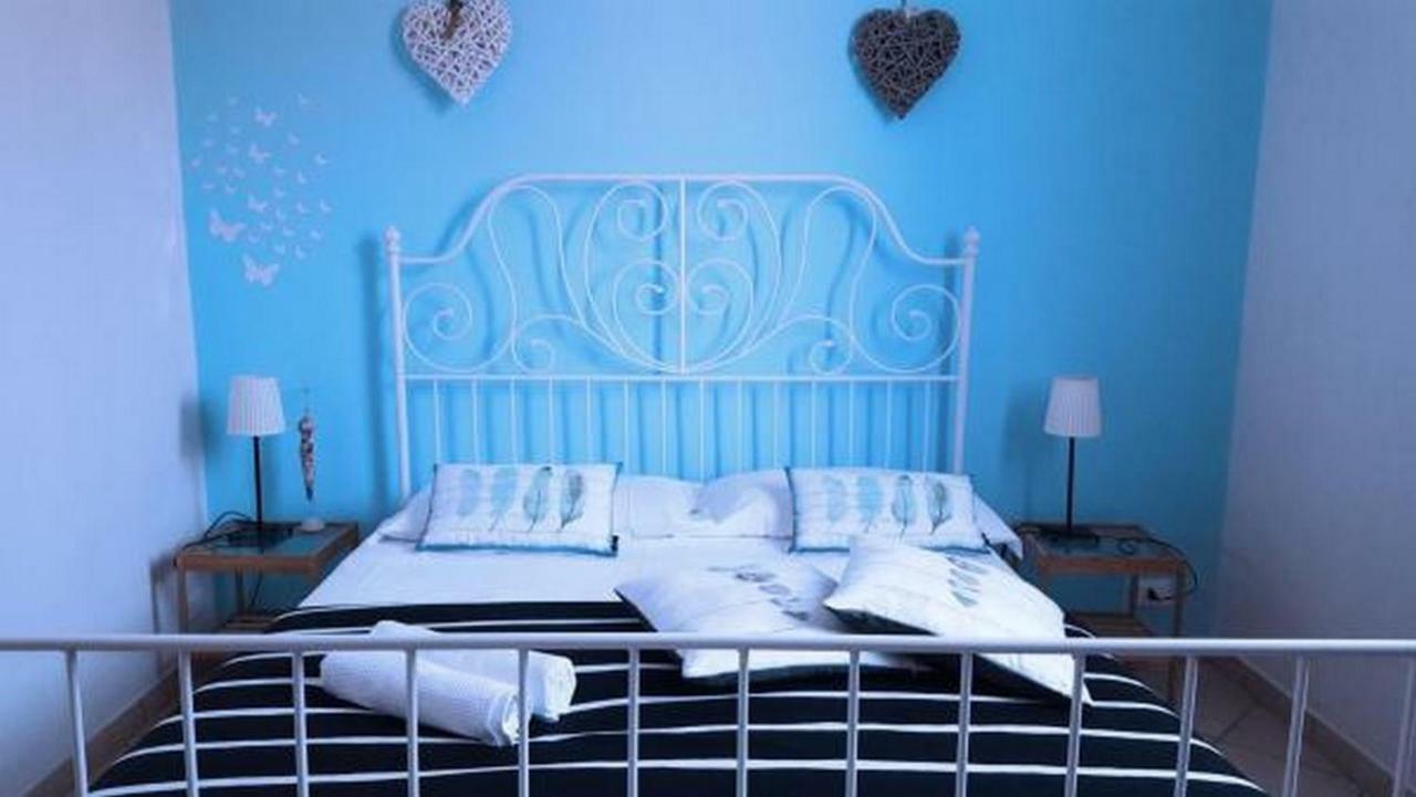 Stazione Centrale Bed & Breakfast Bologna Bagian luar foto